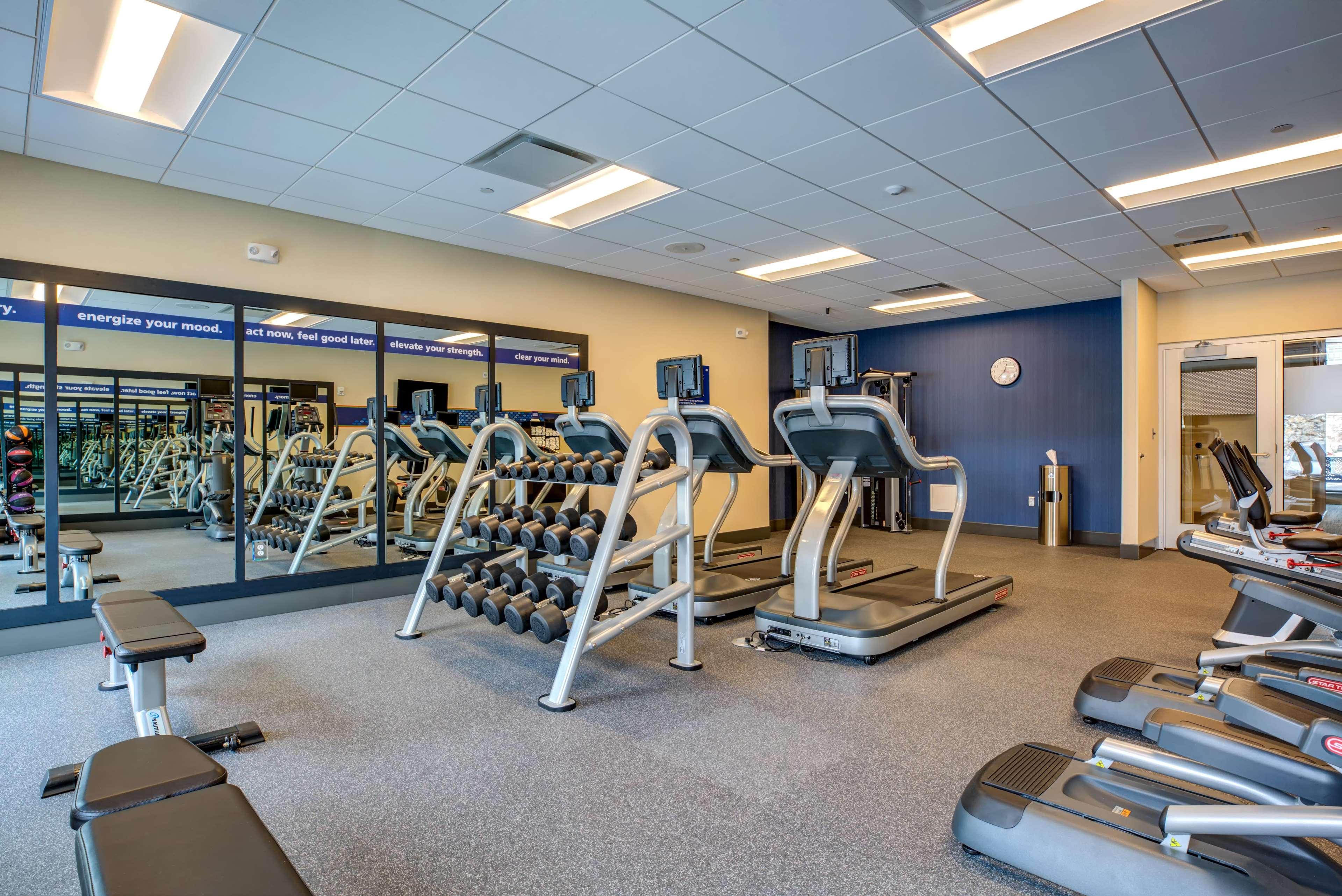 Hampton Inn & Suites Boston/Waltham Extérieur photo